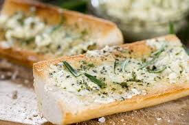 How To Make Garlic Bread Using Olive Oil Fresh Garlic Livestrong Com Make Garlic Bread Garlic Bread Homemade Garlic Bread