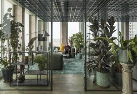Cos E Successo Agli Uffici Nell Ultimo Anno Contemporary Interior Design Interior Design Studio Workplace Design
