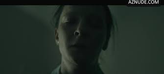 Morfydd Clark Butt section in Saint Maud - UPSKIRT.TV