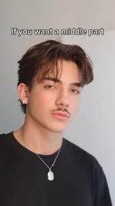 Daniel Meneses's Instagram, Twitter & Facebook