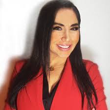 Araceli Alvarez's Instagram, Twitter & Facebook