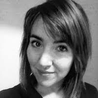 Jessica Gratton's Instagram, Twitter & Facebook