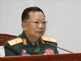 Việt Nam giúp đỡ Lào phát triển kỹ thuật ghép tạng