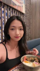 pearl lim (@pearlkellylimm)