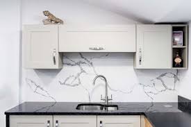 Grey quartz countertops are able to adapt to any room you put them in. Marble Splashback Steel Grey Calacatta Bianco Grigio Quartz Granite Worktops Affordable Granite Surrey Ltd