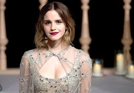 Send them to emmawatson.graphics@gmail.com before the last. Emma Watson Why I Don T Take Selfies With Fans Anymore