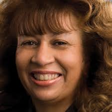 tHE ANdrEWS UNiVErSitY MAgAZiNE