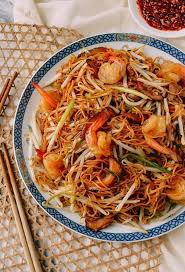 The difference between pasta and chinese noodles. Hong Kong Style Shrimp Chow Mein Noodles The Woks Of Life