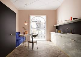 If you want to add warmth to a grey kitchen, your choice of flooring is a really easy way to do so. Royal Stone Palladium Grey Kitchen Countertop And Worktop Sapienstone