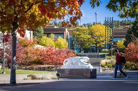 2,190 students earn Presidents and Deans honors in fall 2023 semester –  UCCS Communique