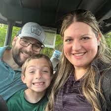 Is there a place in the alliance area that has good Chicago style pizza?