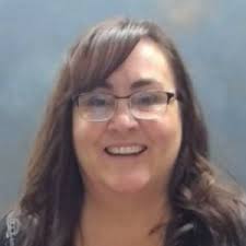 Elizabeth Hesser's Instagram, Twitter & Facebook