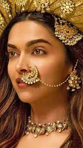 Bridal Nose Ring Ideas Stunning Bridal Nath Designs That Indian Brides Slayed Witty Vows Nose Ring Bridal Nose Ring Deepika Padukone Style