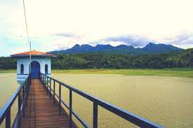 Kawasan gunung rowo sendiri dikenal sebagai destinasi wisata yang menyajikan pemandangan waduk yang asri. Gunungrowo Hashtag On Twitter