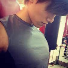 那個手臂很可以 #我才不編 影片：三立電視 提供授權 新頻道快訂閱! Facebook