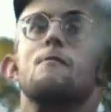 I saw Future Islands in Boston this week, and despite the obvious musical  differences, I couldn't help but notice some commonalities between that  band and Lungfish. 1. Although originally from NC, Future