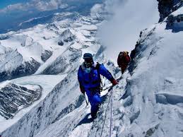 Hannelore schmatz of west germany, was born on 16 february 1940. Schwabische Everest Expedition Das Himmelfahrtskommando Gesellschaft Faz