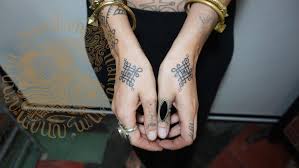 22+ inspiration henna tattoo ubud bali. Intertwined Tattoo Tattoos Henna Hand Tattoo Hand Tattoos