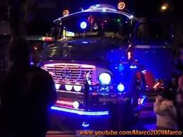Camion 1114 Tuneado Tiburon Azul En Expo Club Amigos Del Bondi Junto A La Noche De Los Museos Youtube