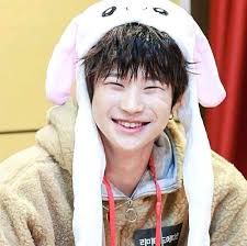 Berita kpop terbaru, hyebin momoland dan marco eks hby berkencan! Kpop Soul Home Facebook