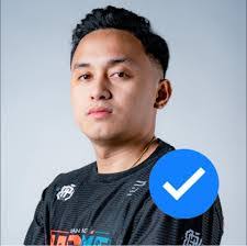 Dave Arca's Instagram, Twitter & Facebook