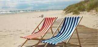 Strandstuhl Ikea Preiswerte Lounge Mobel Fur Ihren Strandausflug In 2020 Strandstuhl Moderne Gartenmobel Lounge Mobel