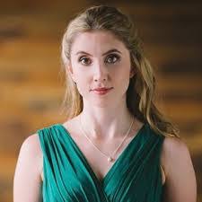 Lara Harvey's Instagram, Twitter & Facebook