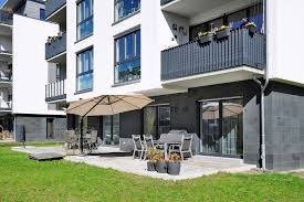 Ihre ferienwohnung in erfurt ermöglicht ihnen einen erholsamen urlaub in einem domizil, in dem sie es sich ganz nach ihren wünschen bequem machen können. Objektreferenz 3 Zimmer Wohnung In Erfurt Bruhlervorstadt Immobilienpoint24 De