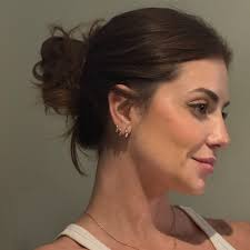 dump da semana em SP 🫶🏻 A última foto é do meu novo hobbie: ouvir  audiobook & pintar no iPad