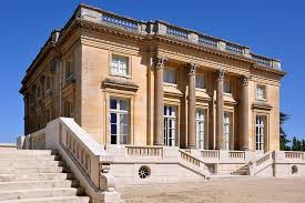 versailles le petit trianon par ange jacques gabriel pou flickr french architecture neoclassical architecture townhouse exterior versailles le petit trianon par ange