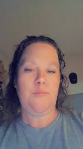 Danielle Stuck (@daniellelinger)