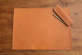 ボード デスクマット のピン