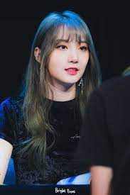 She went on to star in the reality show produce 101 in 2016. Pristin Roa Kim Minkyung Celebrity Photos Videos Onehallyu