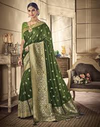 Mehendi Woven Banarasi Silk Saree With Blouse Desibutik 3167824 Di 2020 Lehenga Chiffon Neck Deep