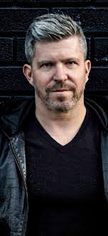 Jerome Holden's Instagram, Twitter & Facebook