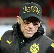 He is the head coach of austria wien. Stoger Vor Heimdebut Mit Bvb Stimmung Ist Etwas Geloster Welt