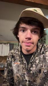 Logan Strunk's Instagram, Twitter & Facebook