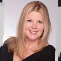 Lisa Celona's Instagram, Twitter & Facebook