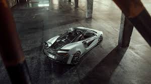 White Mclaren 570s Wallpaper