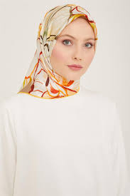 Armine Sura İpek Eşarp 24Ya9110 31