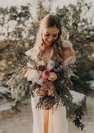Jordan voth photography petals and fields florist. Top 20 Boho Chic Wedding Bouquet Ideas For Fall 2021 Oh Best Day Ever
