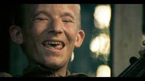 The guy playing the guitar in deliverance is ronnie cox. The Famous Dueling Banjos Scene From The 1972 Thriller Deliverance Youtube