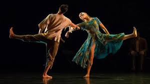 Sophie Zoricic And Liam Geck In Christopher Bruce S Ghost Dances Performed By Queensland Ballet Picture David Kelly David Kelly Dance Pictures