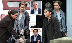 Martin bashir (born 19 january 1963) is a british journalist. Martin Bashir S Wife 63 And Daughter Leave 1 7m Hampshire Home Daily Mail Online