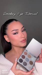 Smokey Plum Eyeshadow Tutorial