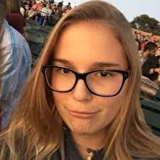 Skylar Mason's Instagram, Twitter & Facebook