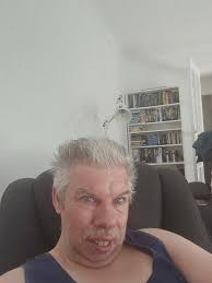 Word found after 4 guesses: 🟩🟩🟩🟩🟩 🟥🔳⬛🔳⬛ 🟥🟥⬛⬛🟥 🟨🔳⬛🔳⬛ 🟨⬛🟥⬛🟩  https://fubargames.se/squardle/