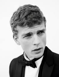 Interview de Clément Chabernaud, Benjamin Eidem et Tim Shuhmacher en  couverture de Vogue Hommes printemps-été 2015