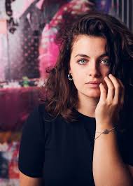 Zwischen Bergen und Bühne