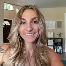 Joyce Wert's Instagram, Twitter & Facebook